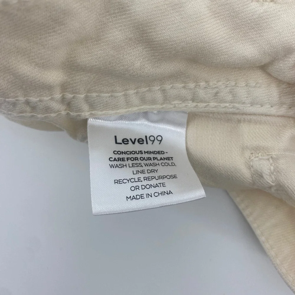 Level 99 Cargo Shorts Womens 26 Cream Linen Blend Wanderlusk Utility Summer